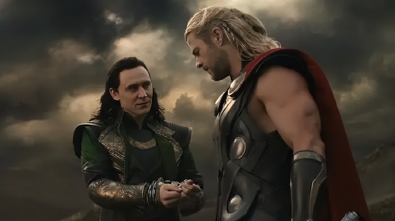 功夫2|功夫2真来了?连雷神4导演都坐不住了,狂赞星爷推文疑似粉丝