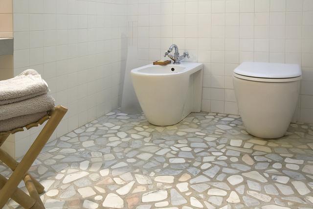 卫生间记住“8不装”,空间清爽又干净,用着也更舒心!