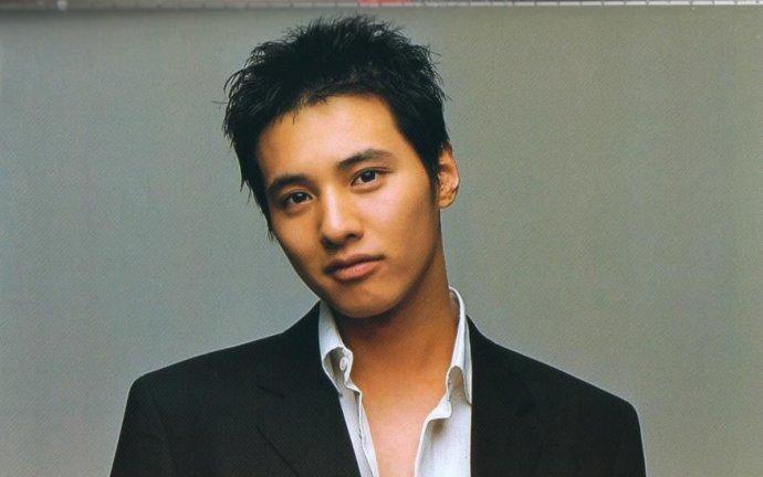 元斌|他十一年没拍戏,因为长得太帅,仅靠脸就有花不完的代言费