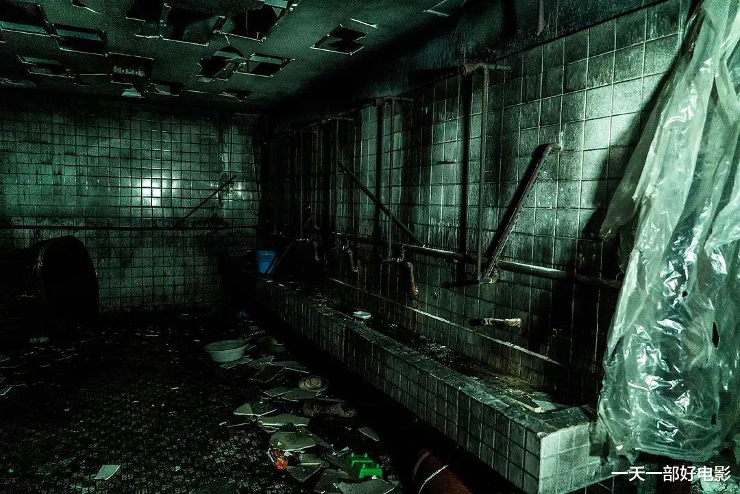 夏洛|吓死人不偿命,《昆池岩》中的那些恐怖剧情