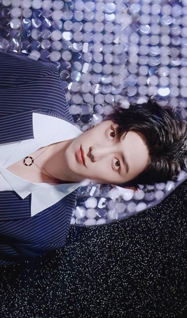 肖战|肖战图集矜贵的王子，绅士、潇洒