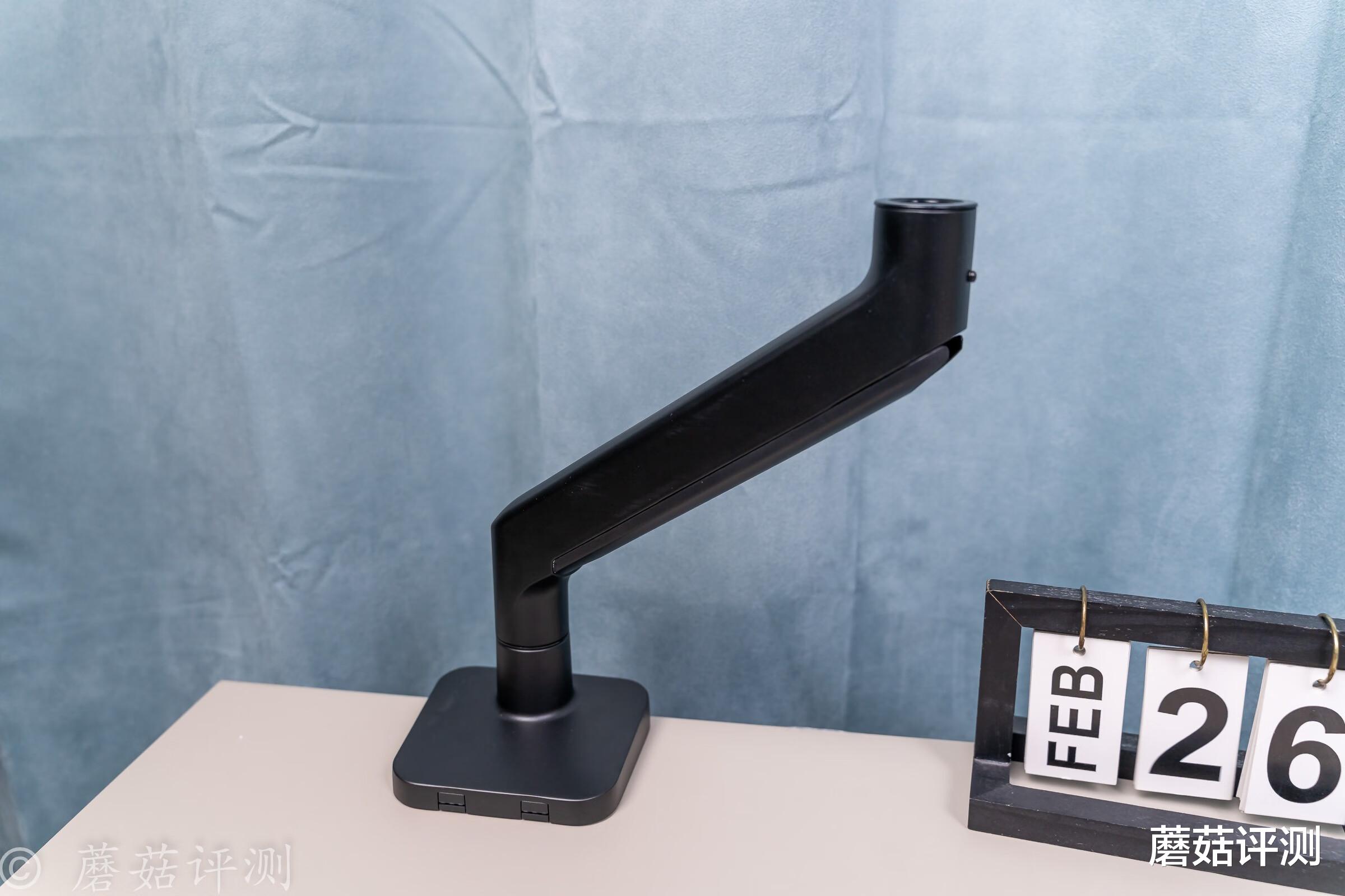 显示器|桌面更整洁，显示器调节更方便、Brateck北弧显示器支架E560 体验评测