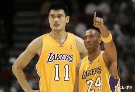 姚明|姚明在2011年成为了自由球员，当时球队都给出了怎样的报价？