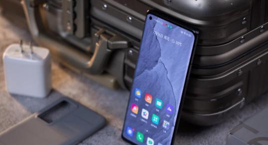 华为mate|目前值得入手的5款高性价比机型，各品牌均有一款，流畅3年也无忧