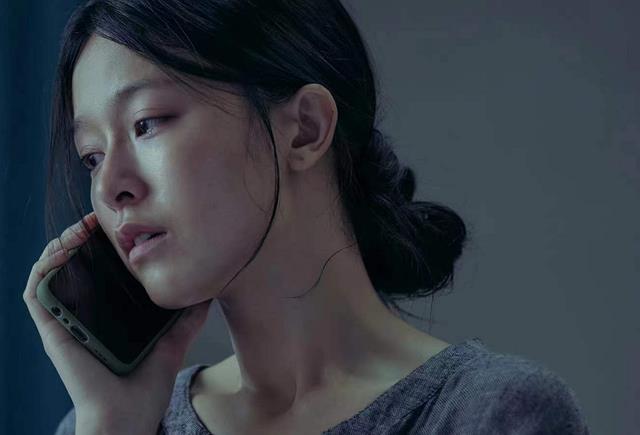 文咏珊|《误杀2》文咏珊全素颜出演，细纹斑点一览无余，观众评价却很高