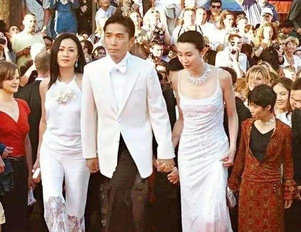 梁朝伟|梁朝伟纪录片揭秘：喝醉酒就给周星驰打电话，让他照顾好自己