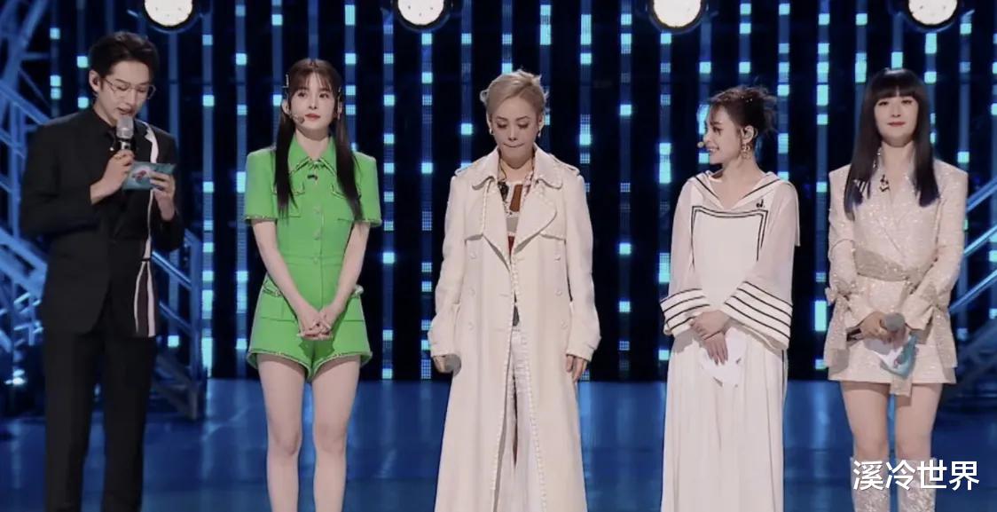 官宣|仅仅1天就曝出6个瓜,官宣结婚,疑似生子,个个都是大瓜