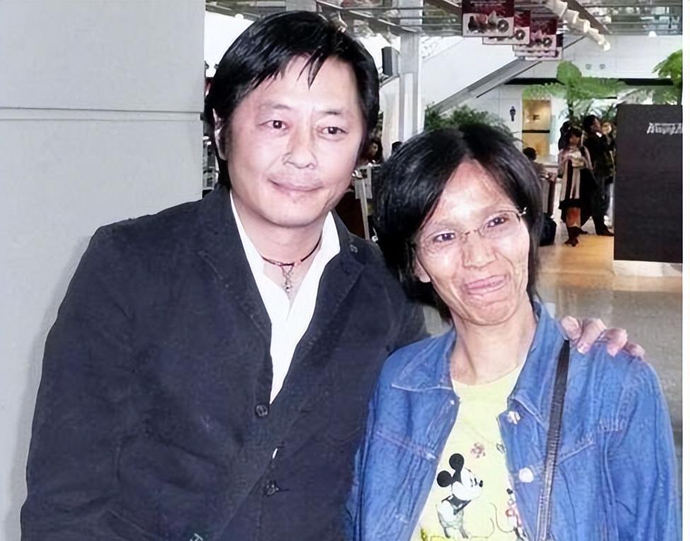 明星|曾经红极一时,如今落魄!这7位过气明星现状:卖睡衣、哭穷