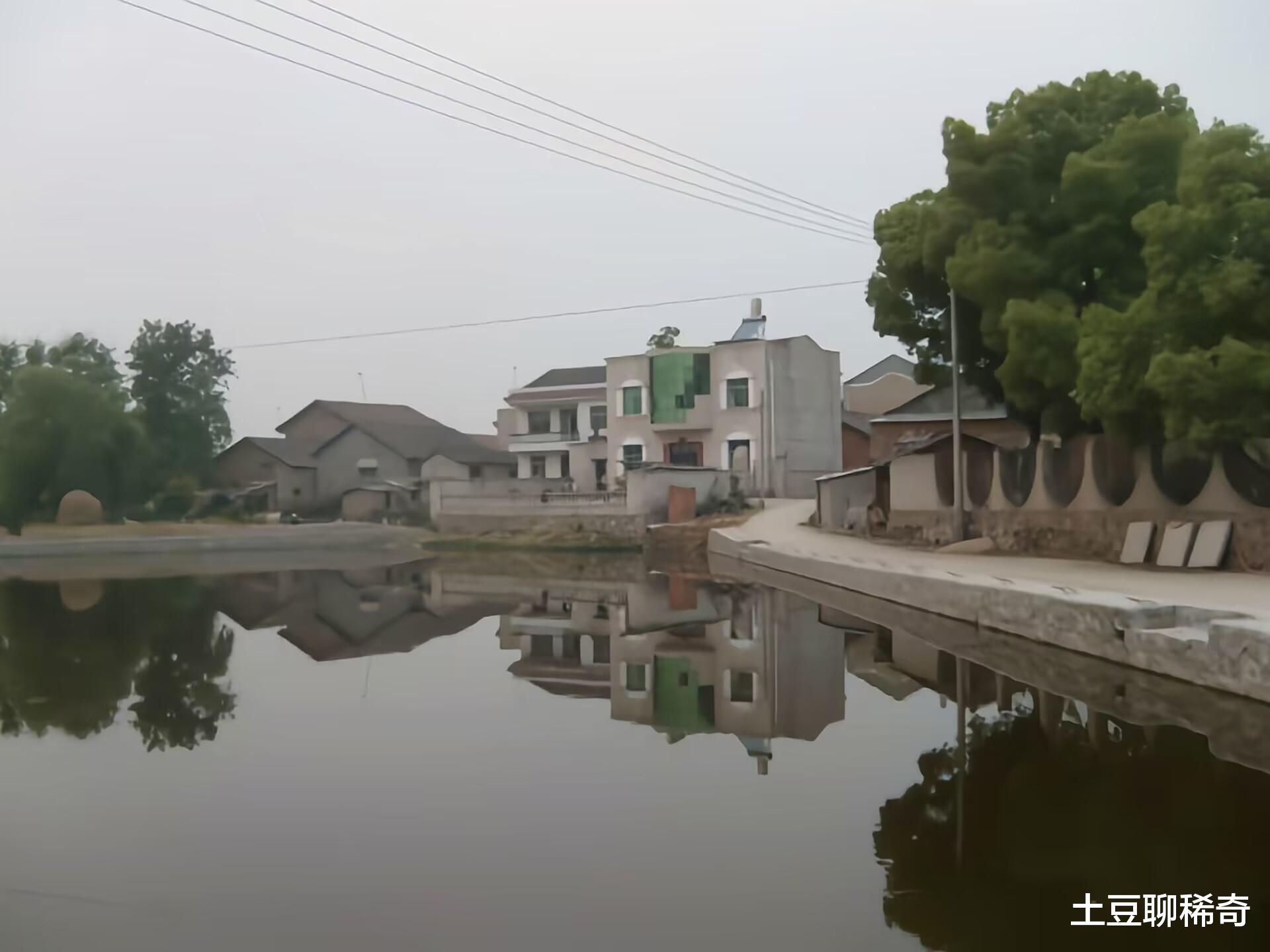 我老妈去你家水桥上洗菜时不慎溺亡，你必须赔50万，不然走着瞧