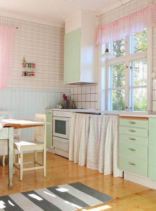 厨房里养什么花好？3种盆栽，小巧简单好养，吸收油烟，干净清新