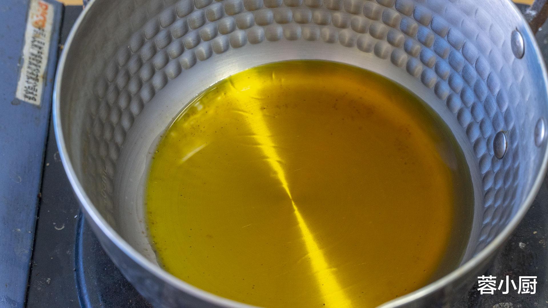 明天大年初一，吃什么记得遵循“6样”，虎年行大运，老规矩别忘