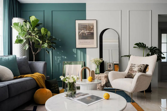 135平现代风四居室,复古绿与暖灰拼接墙面更加灵动有趣