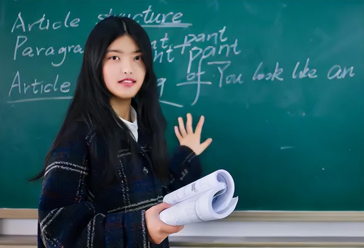 教师|多地纷纷招聘“非在编教师”，大学生争抢报考，背后原因很现实