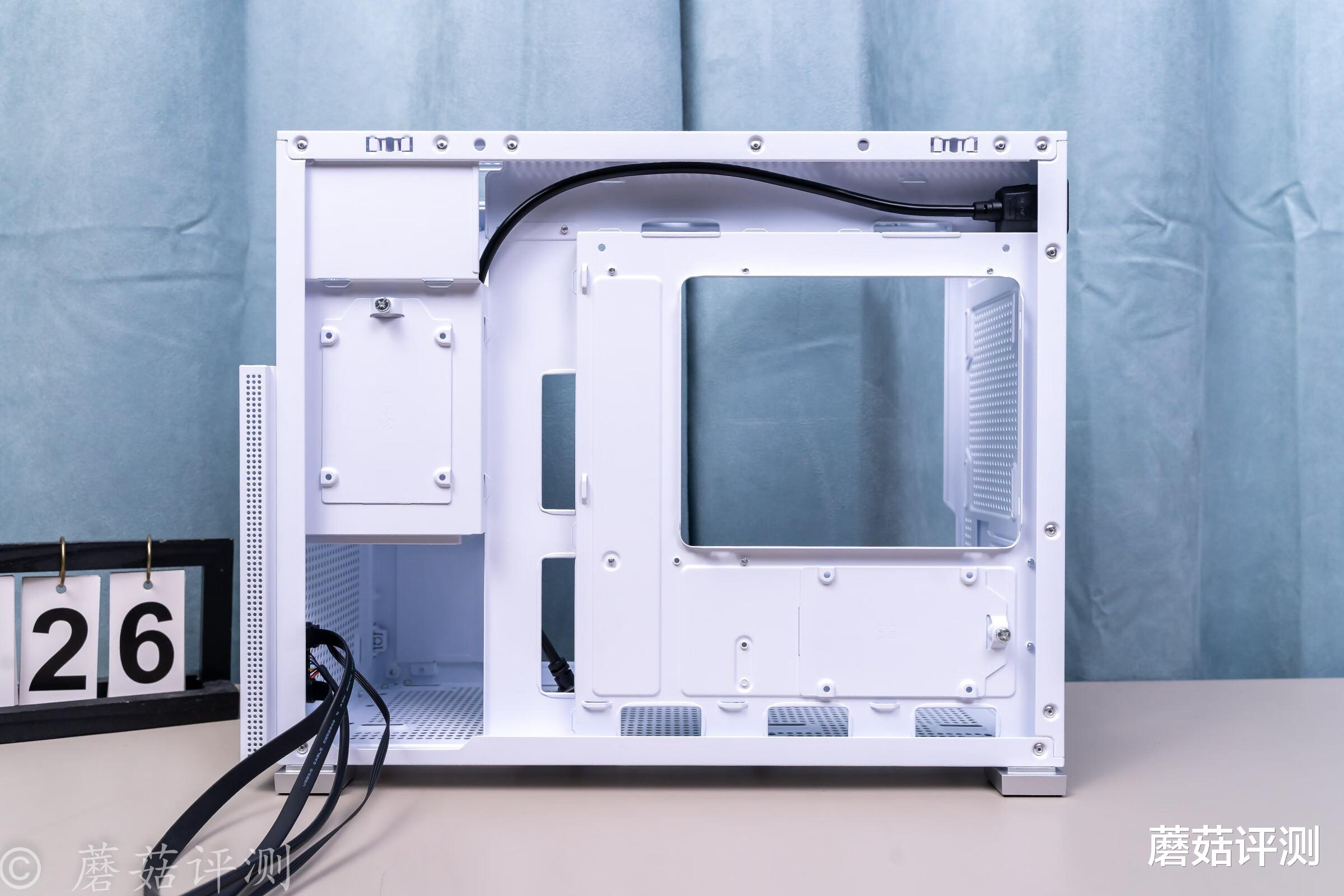 机箱|多一块屏幕,机箱功能更强大,乔思伯松果D31机箱Mesh副屏版 评测