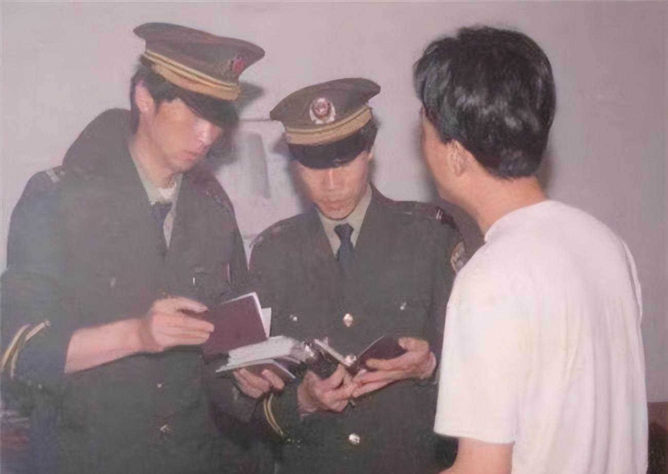 天津农民娶女乞丐为妻,21年后警察上门:你老婆二十多年前就死了
