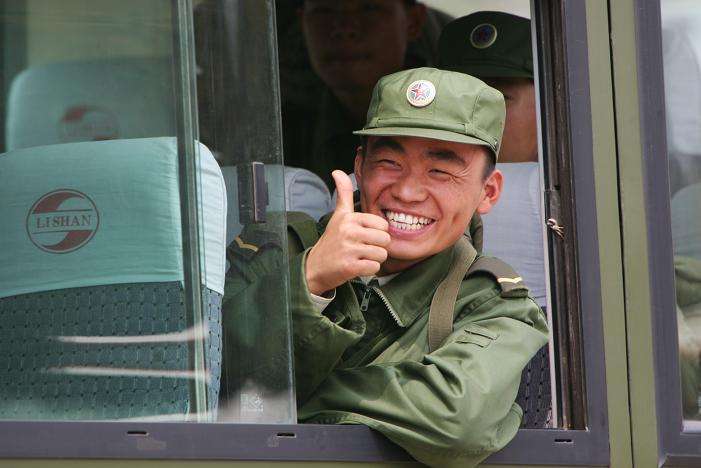 许三多|士兵突击:许三多毫无情商,为何会被老A看中?不抛弃不放弃只是表面原因