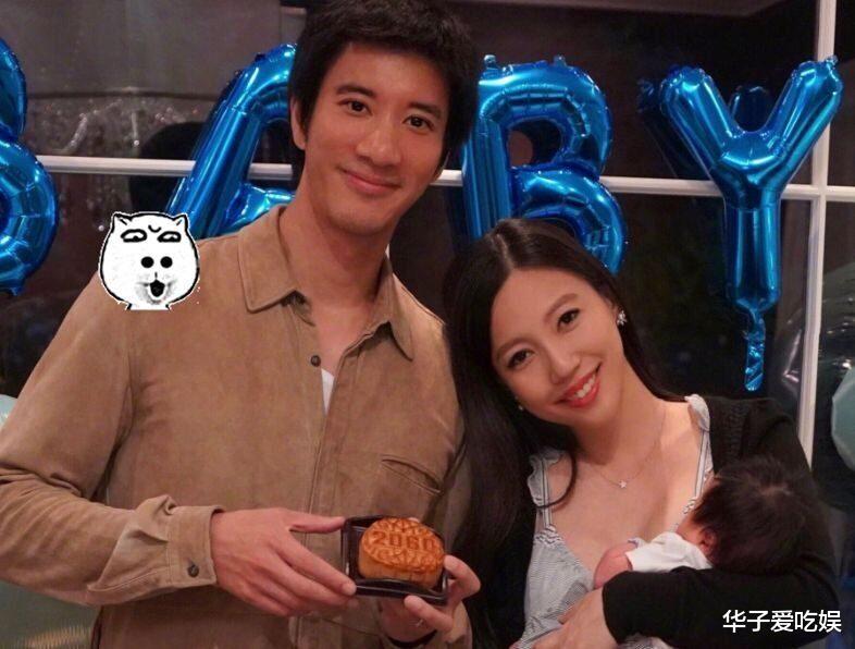 李靓蕾|李靓蕾再发文，称王力宏的道歉是虚伪的，同时质疑by2私信造假！