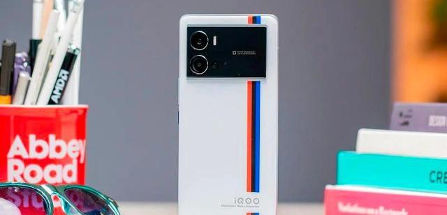 vivoiQOO9Pro传奇版评测：一款优秀的全能旗舰手机