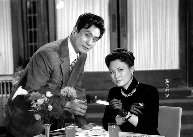 波罗|上影演员吴海燕最新现身,与梁波罗张晓林同框,68岁依然优雅大方