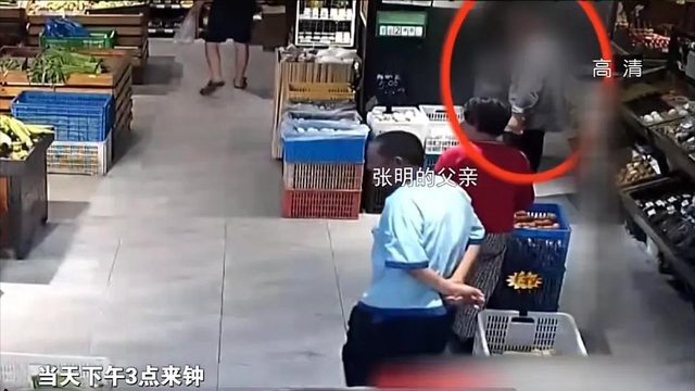 江苏老人偷鸡蛋被抓后猝死,家属索赔38万,法院的判决还社会公道