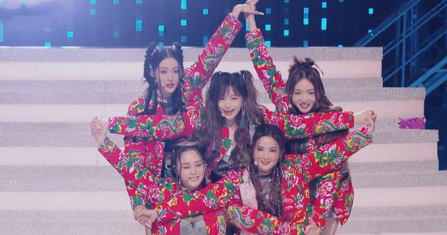 谢娜|《乘风破浪的姐姐》三公出圈,拉票各出奇招,谢娜成“点睛之笔”