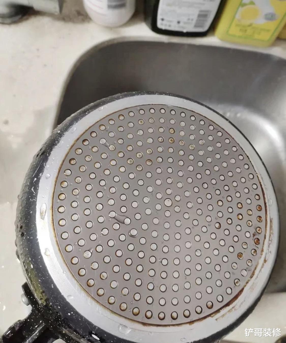 逛超市遇到这4款“清洁小物”，建议别错过，虽然包装丑但真好用