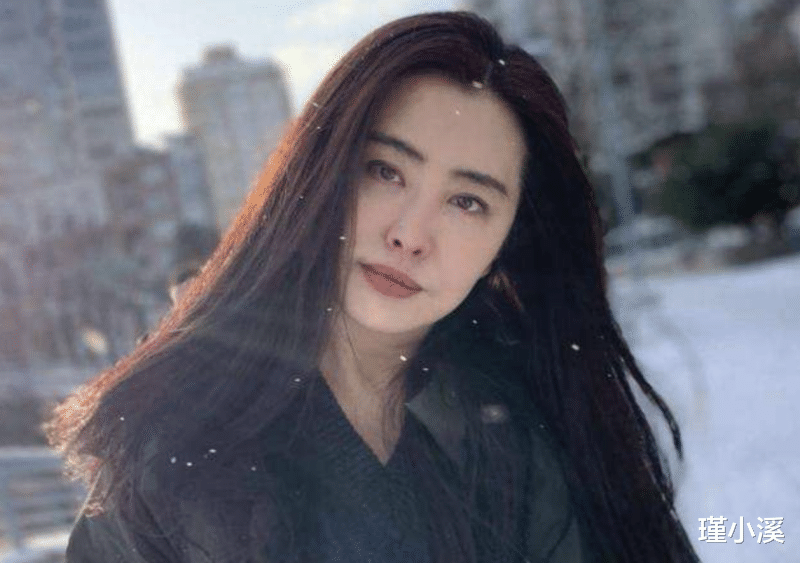 王祖贤|不工作不拍戏，在温哥华居住16年的王祖贤，是什么维持她生活的？