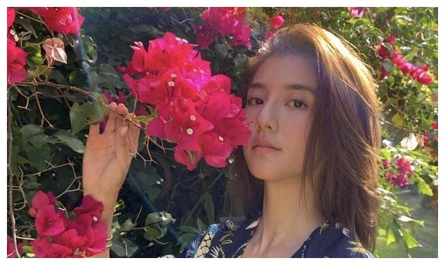 吴千语|吴千语官宣恋情，施伯熊求爱四年，终于苦尽甘来