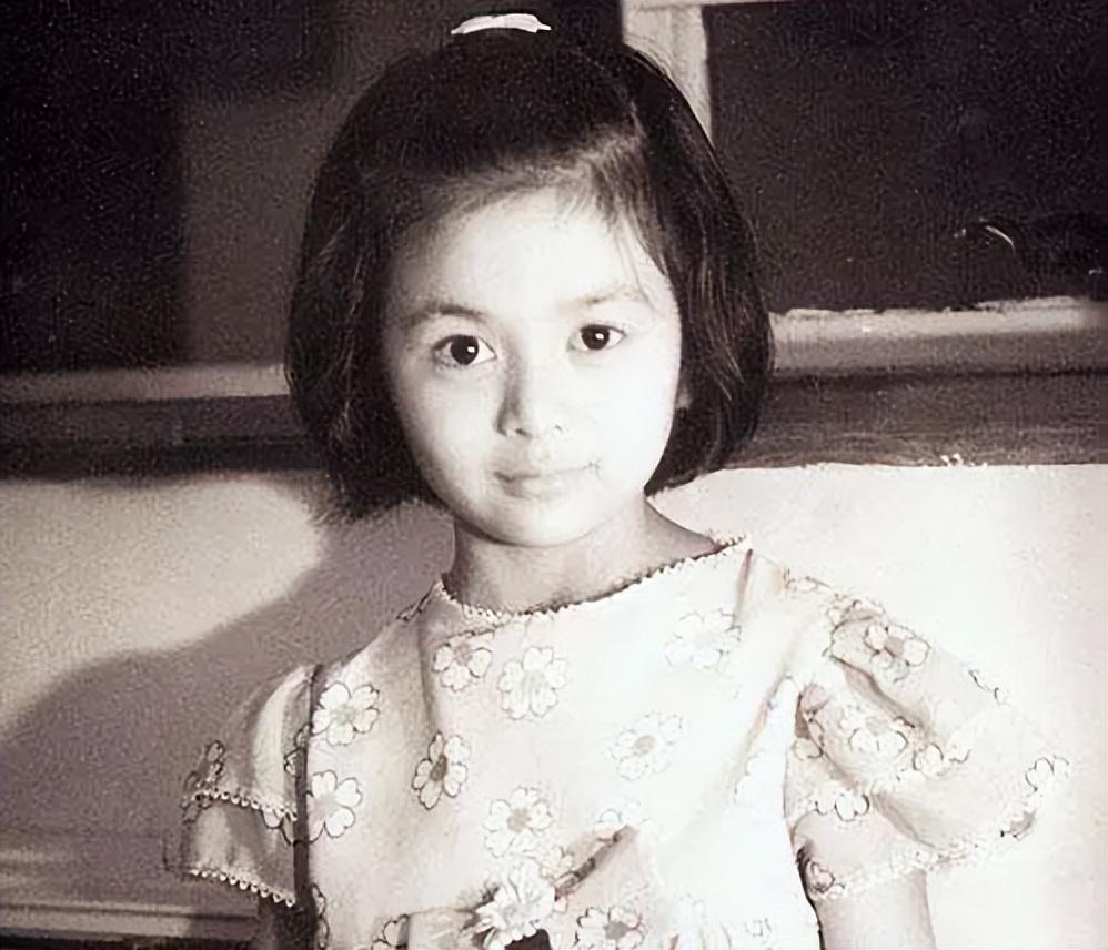 关之琳|惋惜!关之琳,年轻时没管好下半身,后半生为此付出代价,61岁仍单身