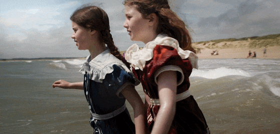 苏拉|悄悄播出的成人向,女主惨死14次,以为又是循环?小看她了!