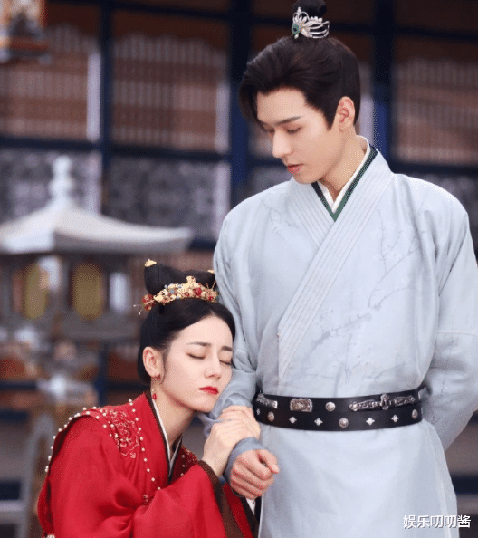 范丞丞|龚俊成嘉行“御用男主”?与热巴新剧未播,曝将杨幂合作《司命》