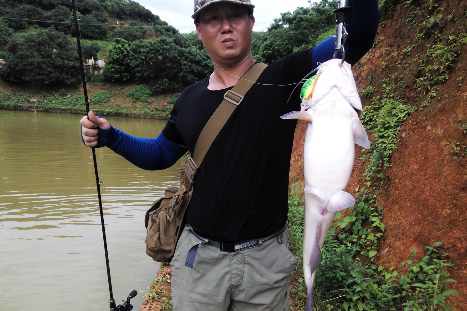 |钓野生鱼和钓养殖鱼有什么不同?垂钓野生鱼和养殖鱼的主要不同点