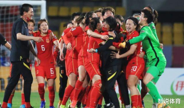 国足|女足击败日本第3天！李霄鹏陈戌源做出决定，将全面清除国足水货