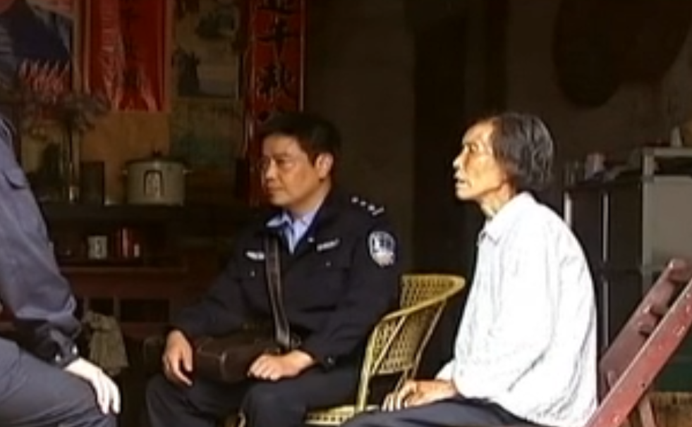 03年,安徽男子“意外”身亡,9年后儿子让警察开棺验尸发现端倪