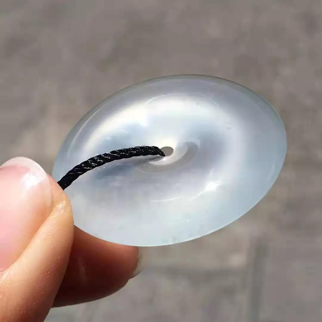 翡翠|婉转四季里，绿色的豆子在轻语