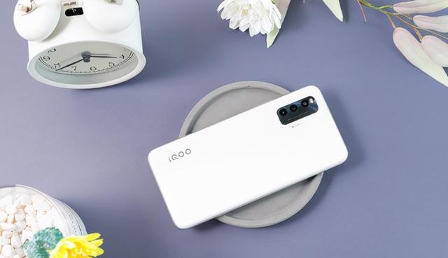 vivo|骁龙870再刷新低，跌至1599元，还有144Hz竞速屏，vivo爆发了