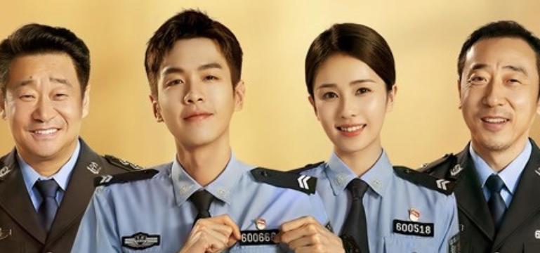 同样是“女警照”,把颜丙燕和杨幂等人放在一起看,差别就出来了