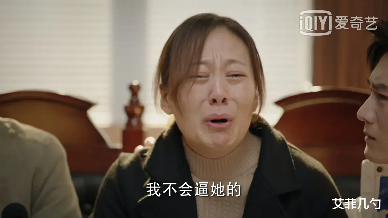 年轻女主播猝死,公司利用她蹭流量,直播卖货