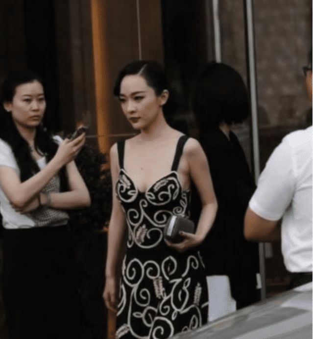 霍思燕|当39岁霍思燕撞上37岁谭维维，网友：这是我见过杀伤力最强的对比