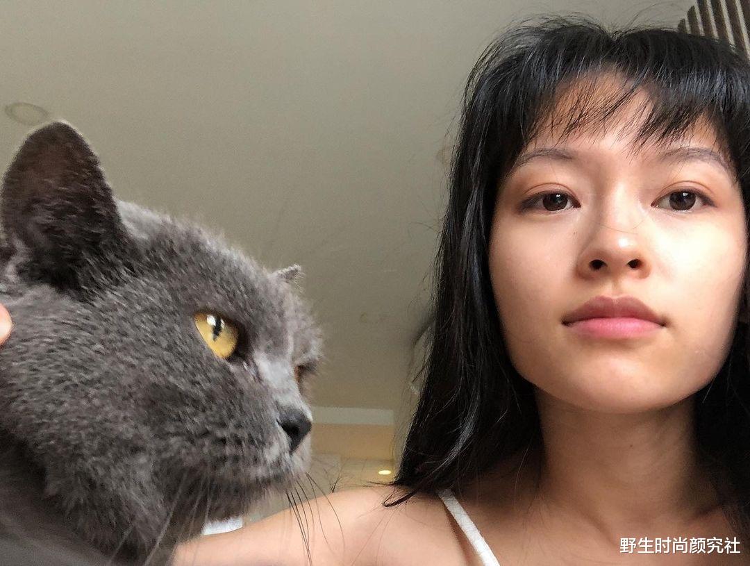 章子怡 求求她别画眉毛了！