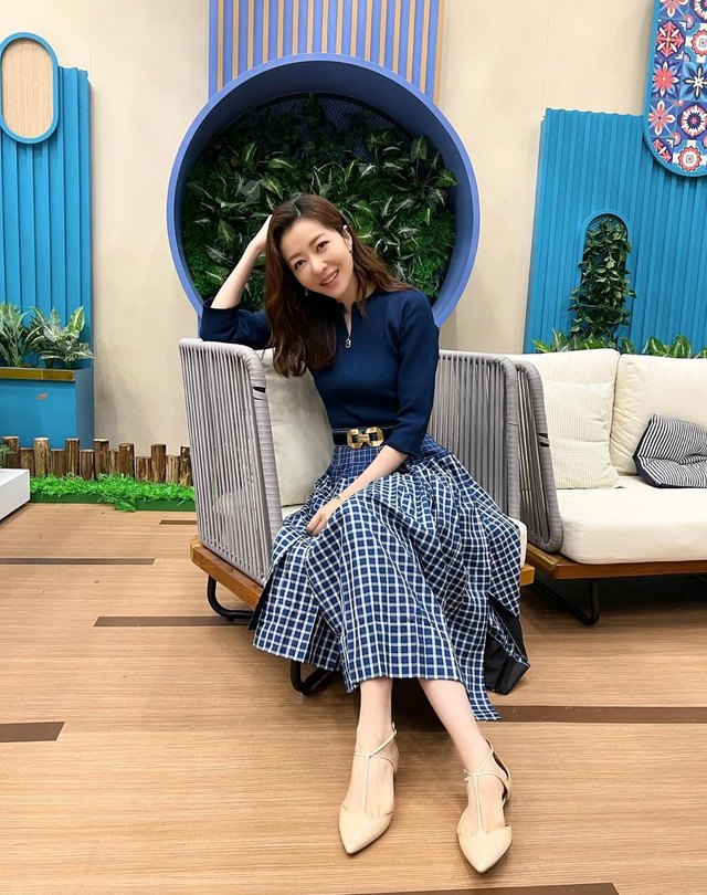 方媛|几乎同时更新近况,熊黛林与方媛,当“少女感”对上优雅气度