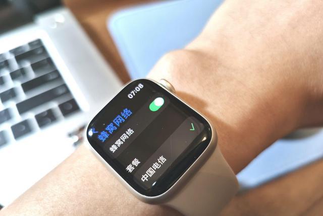 ios15|苹果VS佳明，运动智能手表如何选？