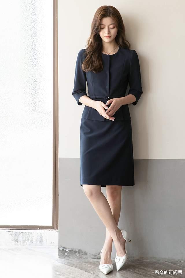 |春夏御姐的职场战袍，大气干练的职业套装