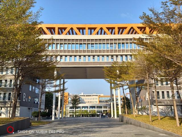 一加科技|不走寻常路!三台外观设计极具辨识度的手机