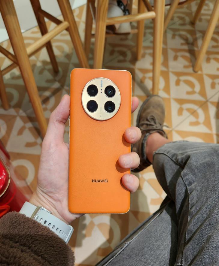 华为mate|华为Mate50系列使用两个月，我终于知道何为旗舰手机“天花板”