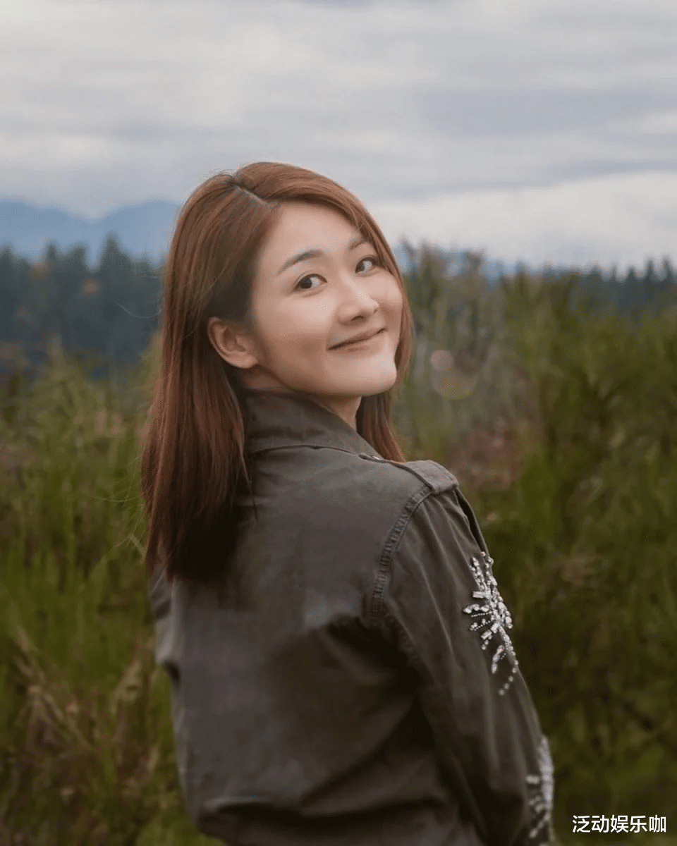 邓佩仪|曾经的著名演员邓佩仪IG更新近况,重返校园进修,粉碎被雪藏传闻