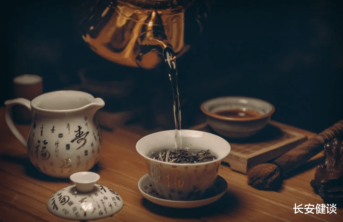 睡眠|秋天要多喝茶?哪种茶对身体好?