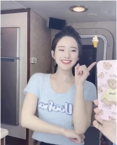 刘海 当红小花有刘海和无刘海的区别！谁让你眼前一亮？