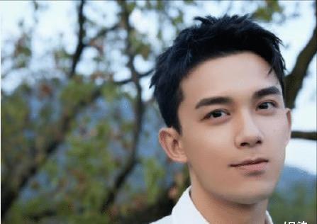 吴磊|吴磊的“悲哀”：时代抛弃的时候，连声再见都不会和你说