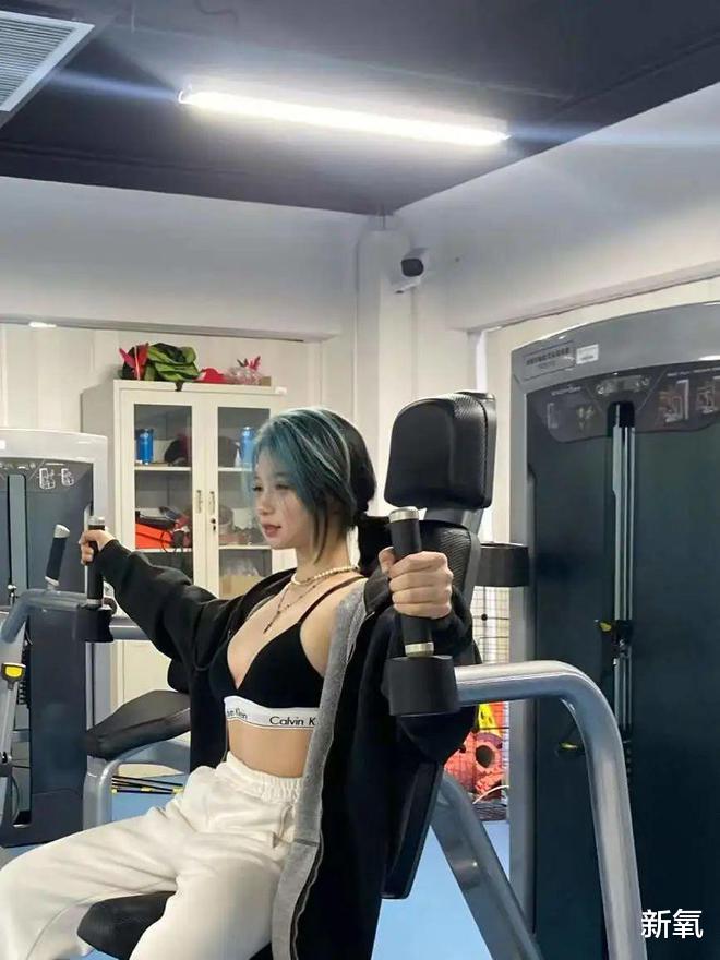 |同样是青绿腰，身材反差竟然这么大？